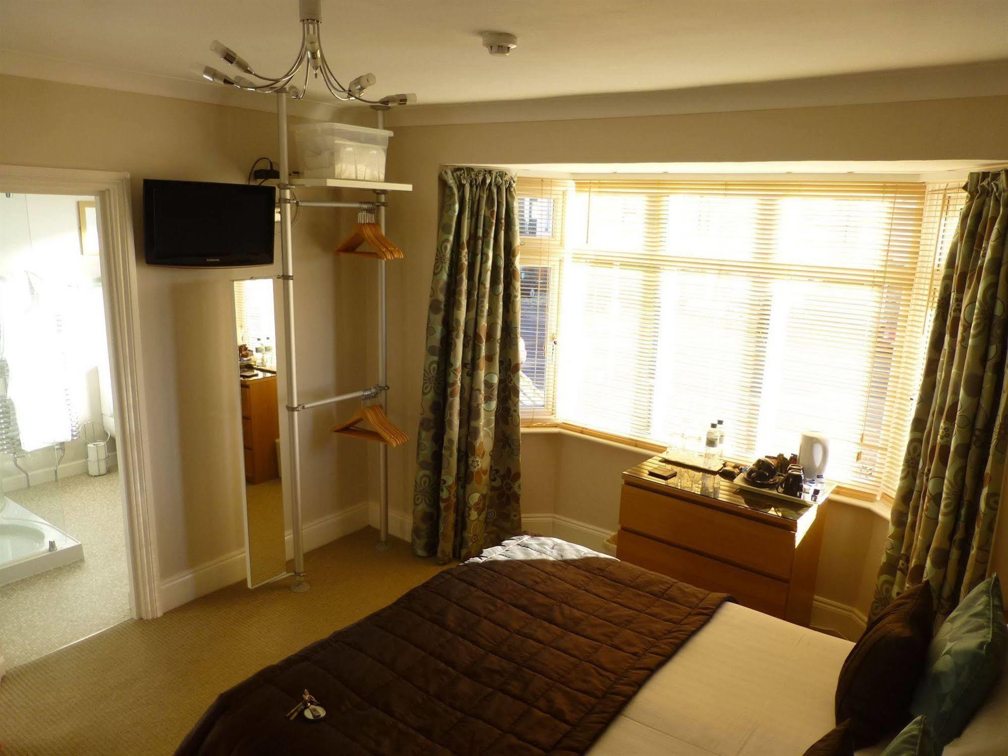 Waters Reach Guest House Christchurch  Esterno foto