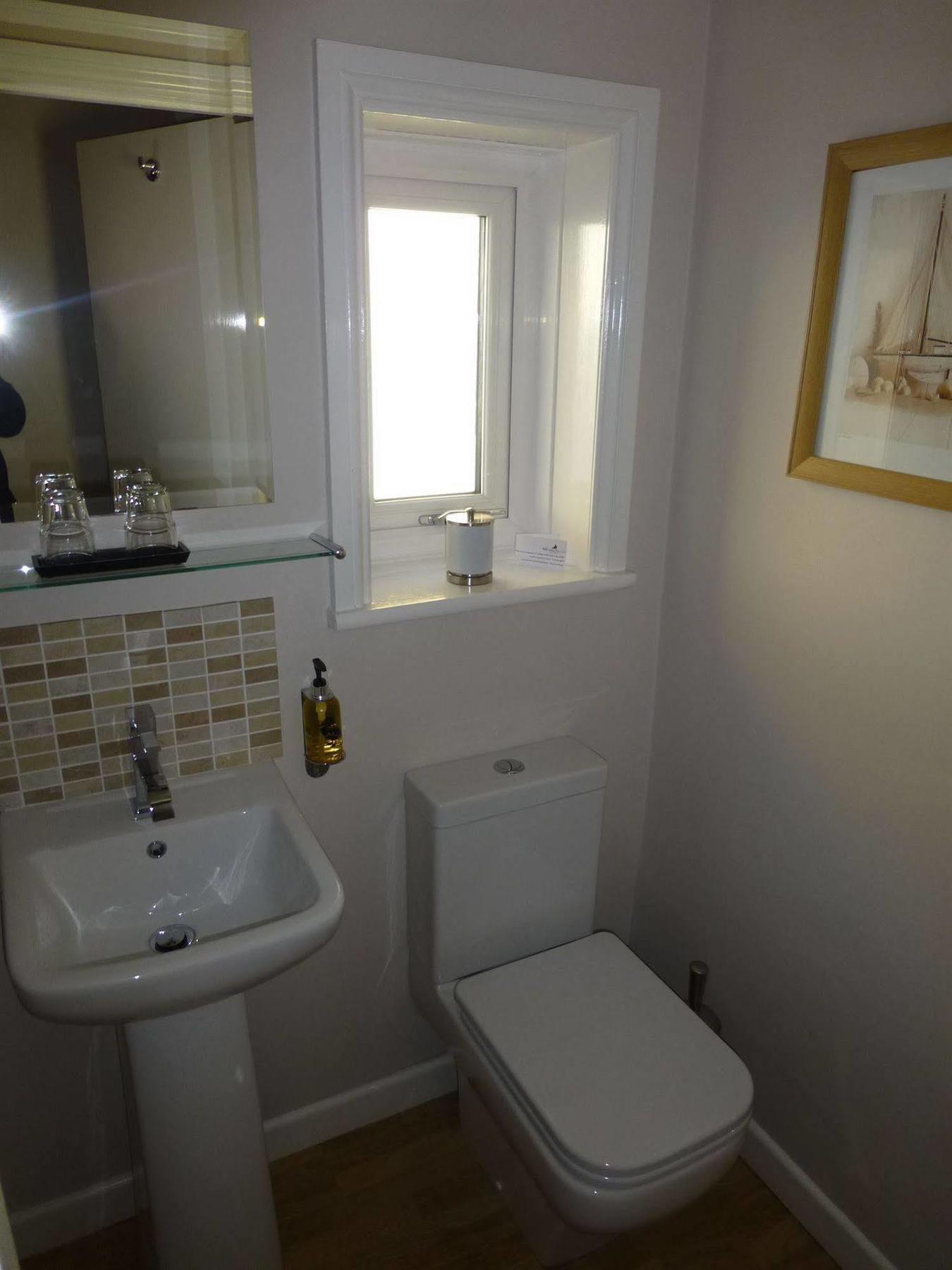 Waters Reach Guest House Christchurch  Esterno foto