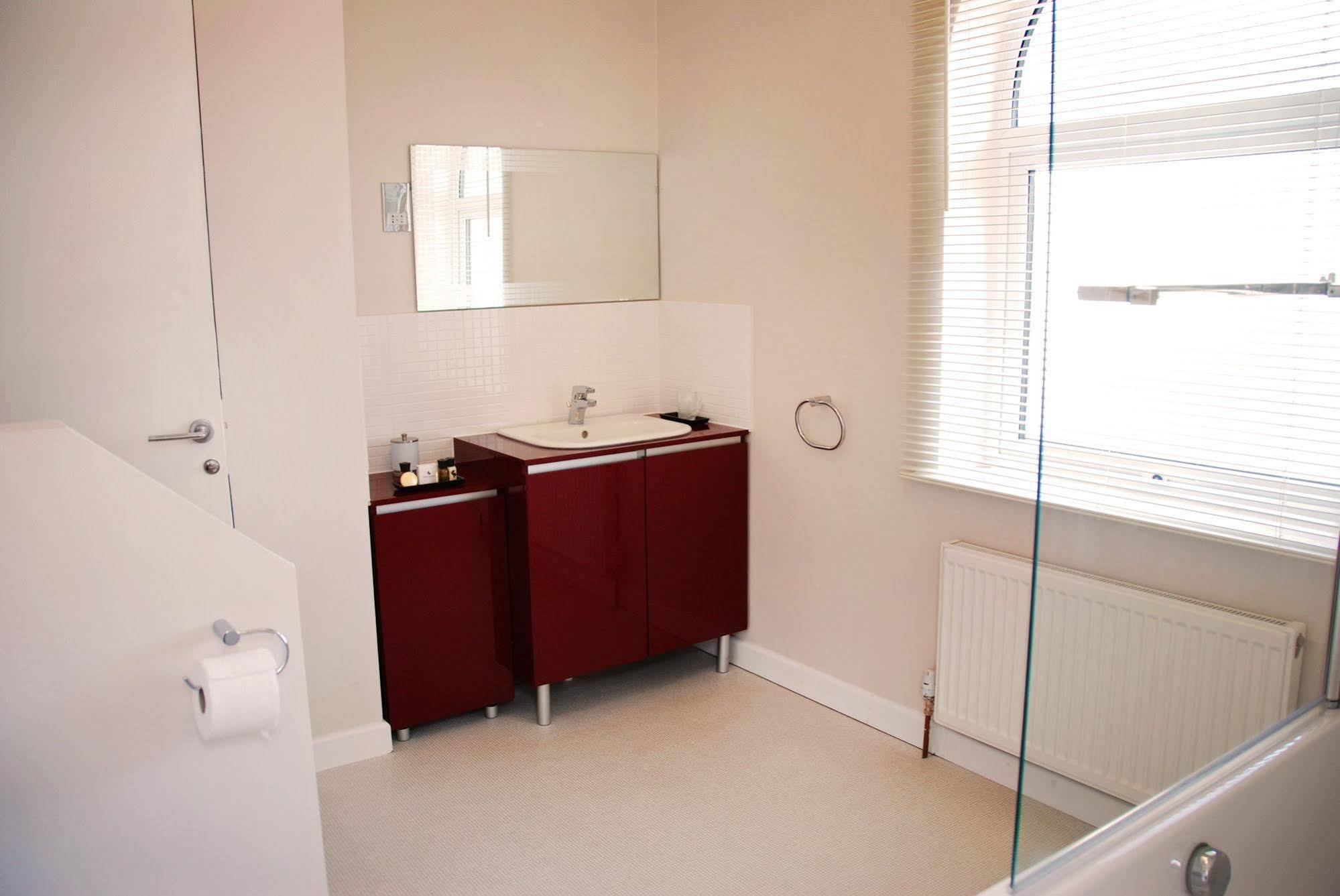 Waters Reach Guest House Christchurch  Esterno foto